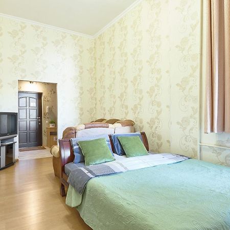 S12-58 Modern Aparthotel With Two 2Bedrooms In Central Kiev - Bessarabska Squere - Gulliver Mall - Olympic Stadium - Palace Of Sports - Saksahanskoho St, 12Б Exteriér fotografie