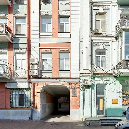 S12-58 Modern Aparthotel With Two 2Bedrooms In Central Kiev - Bessarabska Squere - Gulliver Mall - Olympic Stadium - Palace Of Sports - Saksahanskoho St, 12Б Exteriér fotografie